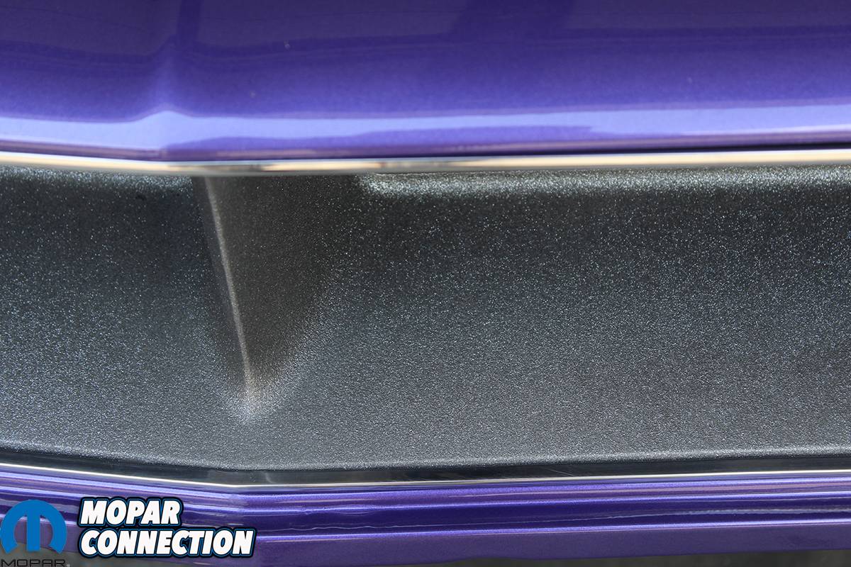 Correct Grille Dark Argent on Comeback Cuda as per Gibson and Badalson 2.jpg