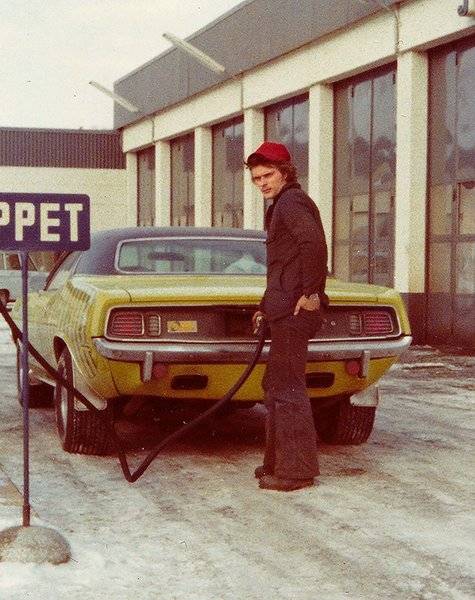 Cuda fill up.jpg