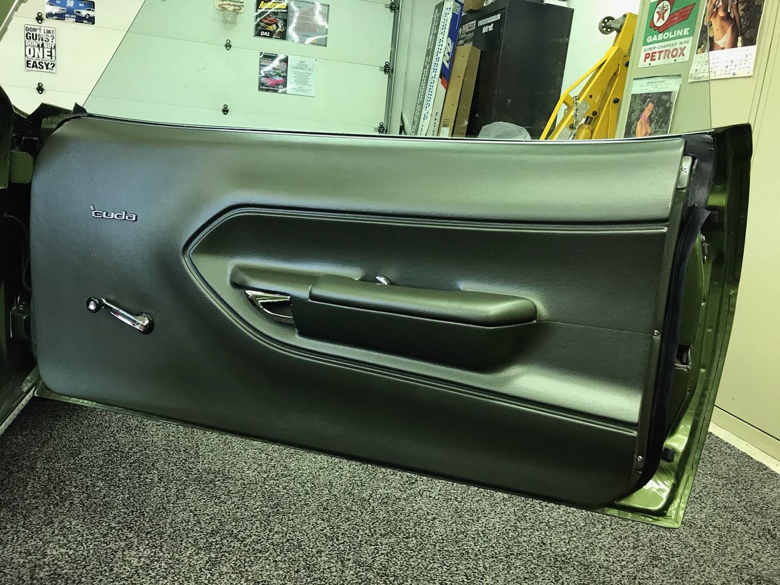 cuda rt door panel complete.jpg
