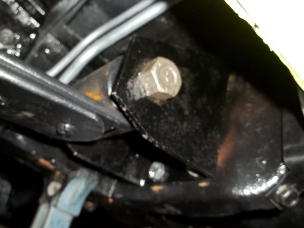 cuda shackle 001.jpg
