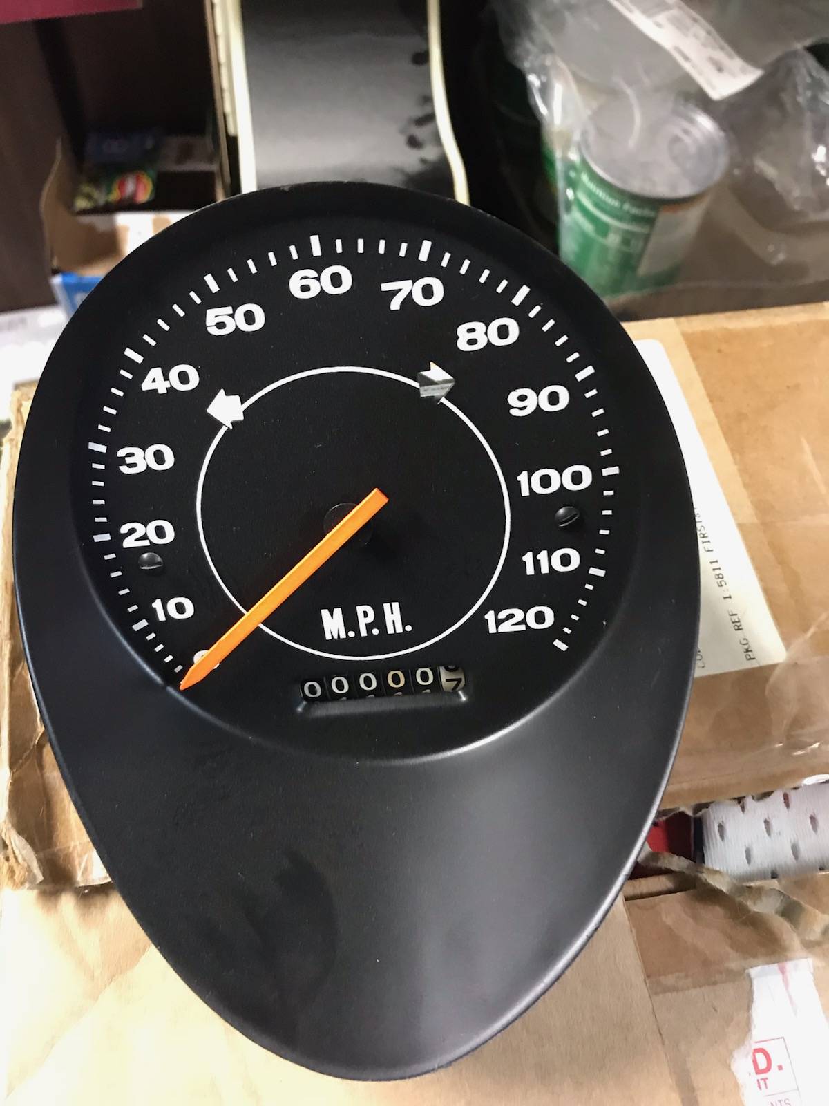 cuda speedo 2.jpg