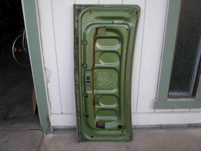 Cuda Trunk Lid 002 (Small).JPG
