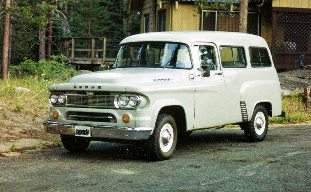 Dodge-Town-Wagon-630x390.jpg