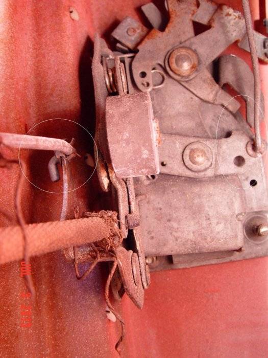 door latch 2.jpg