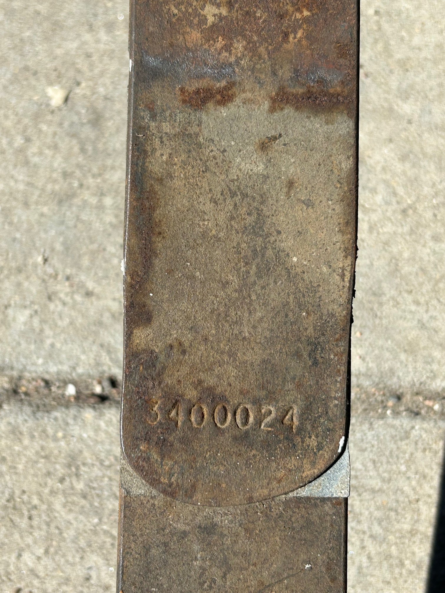 E-Body Leaf Spring 3.jpg