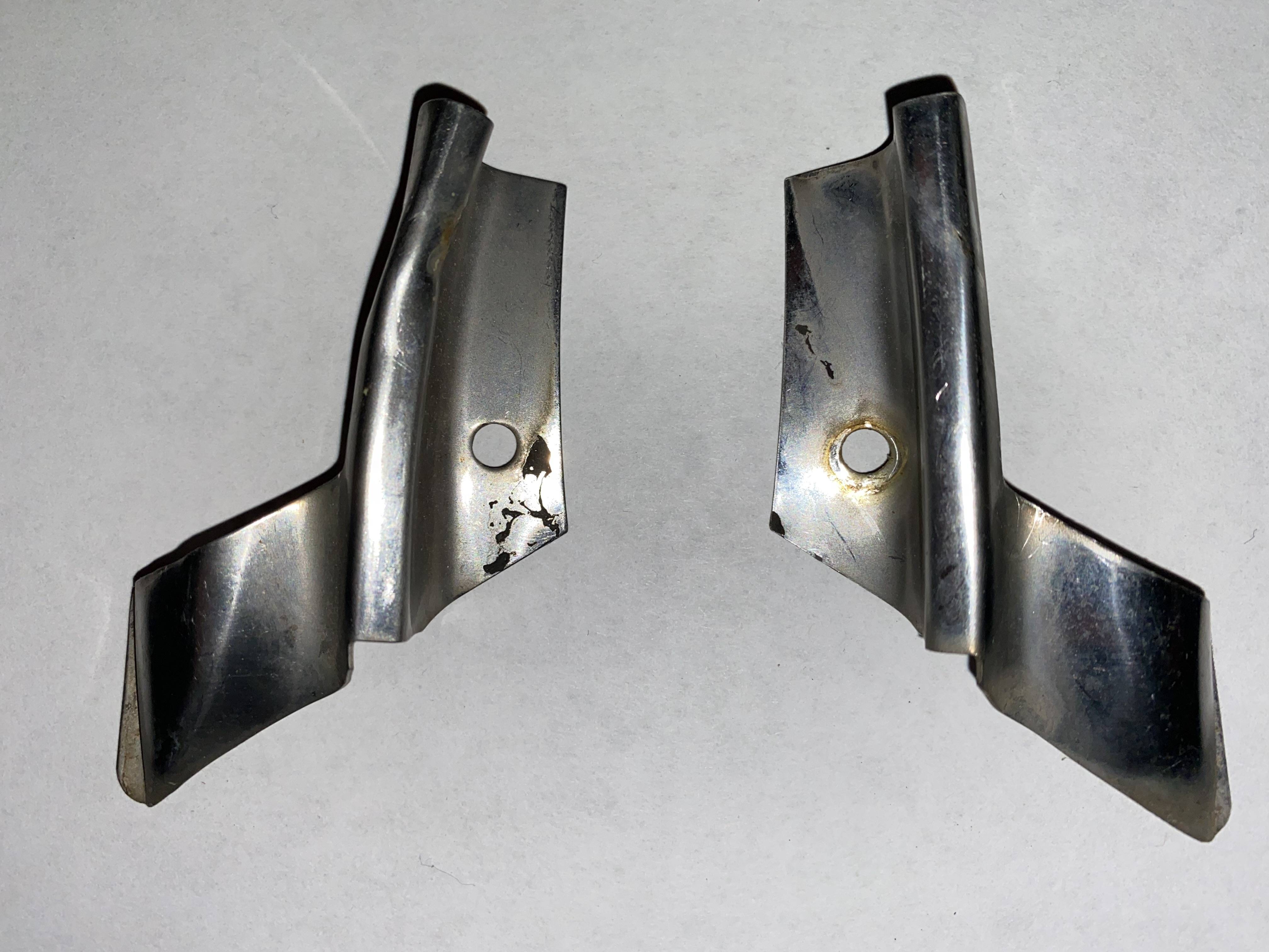 E Body Vinyl Top Trim 1.jpg