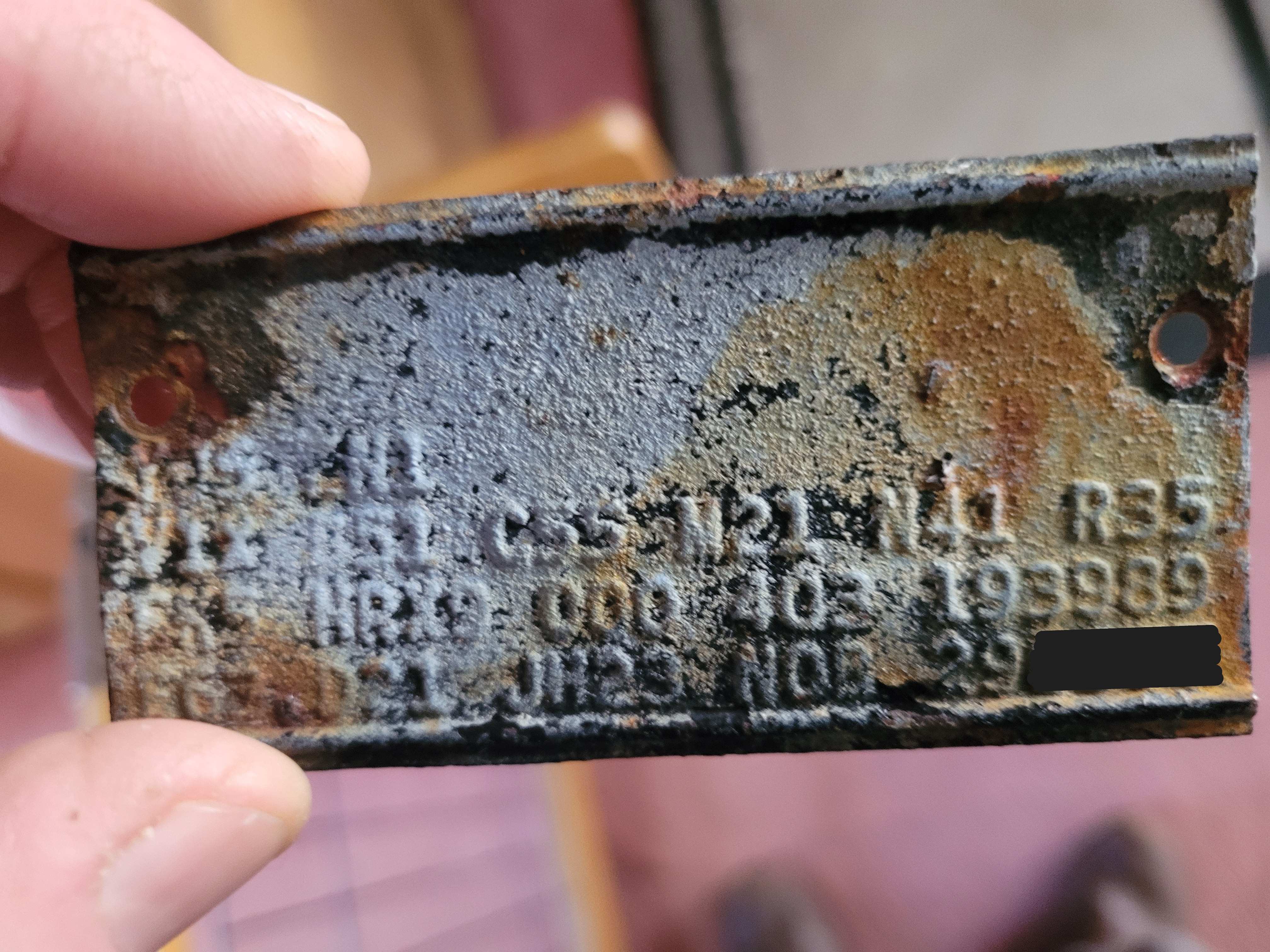 Fender Tag Challenger 1970 Blurred Front.jpg