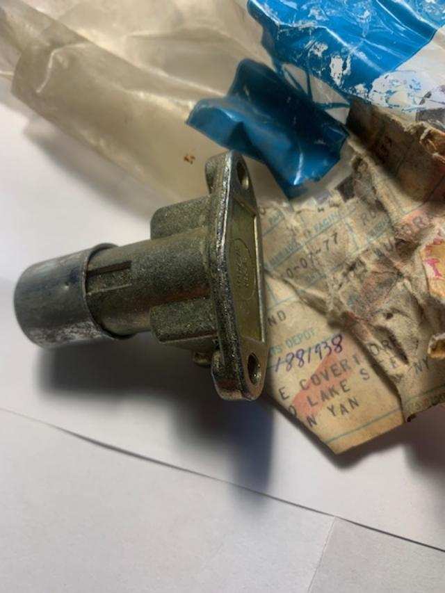 floor highbeam lowbeam switch..jpg