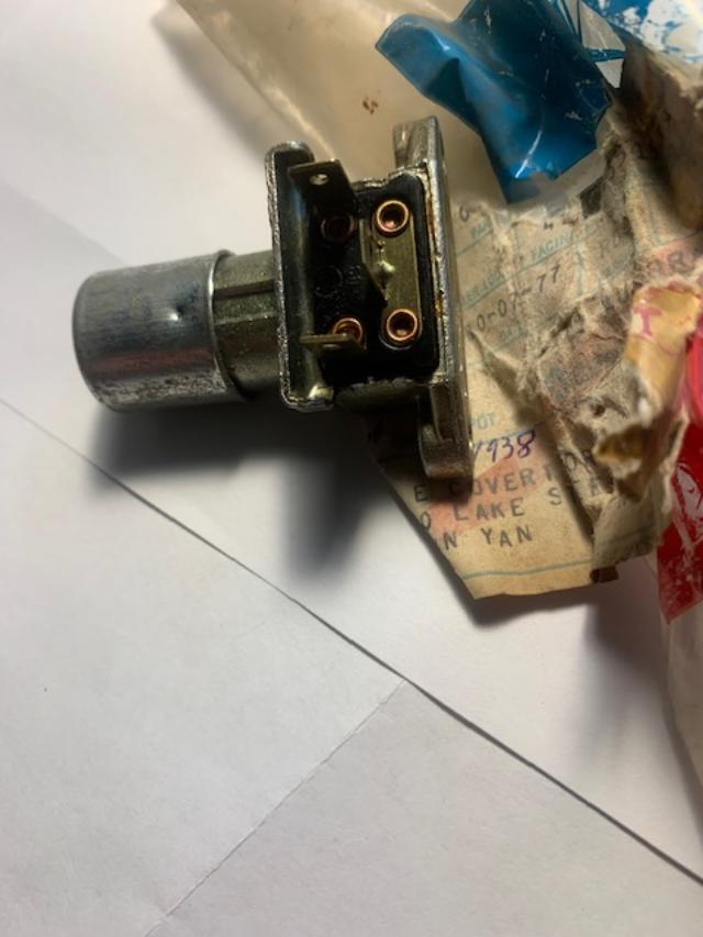 floor highbeam lowbeam switch...jpg