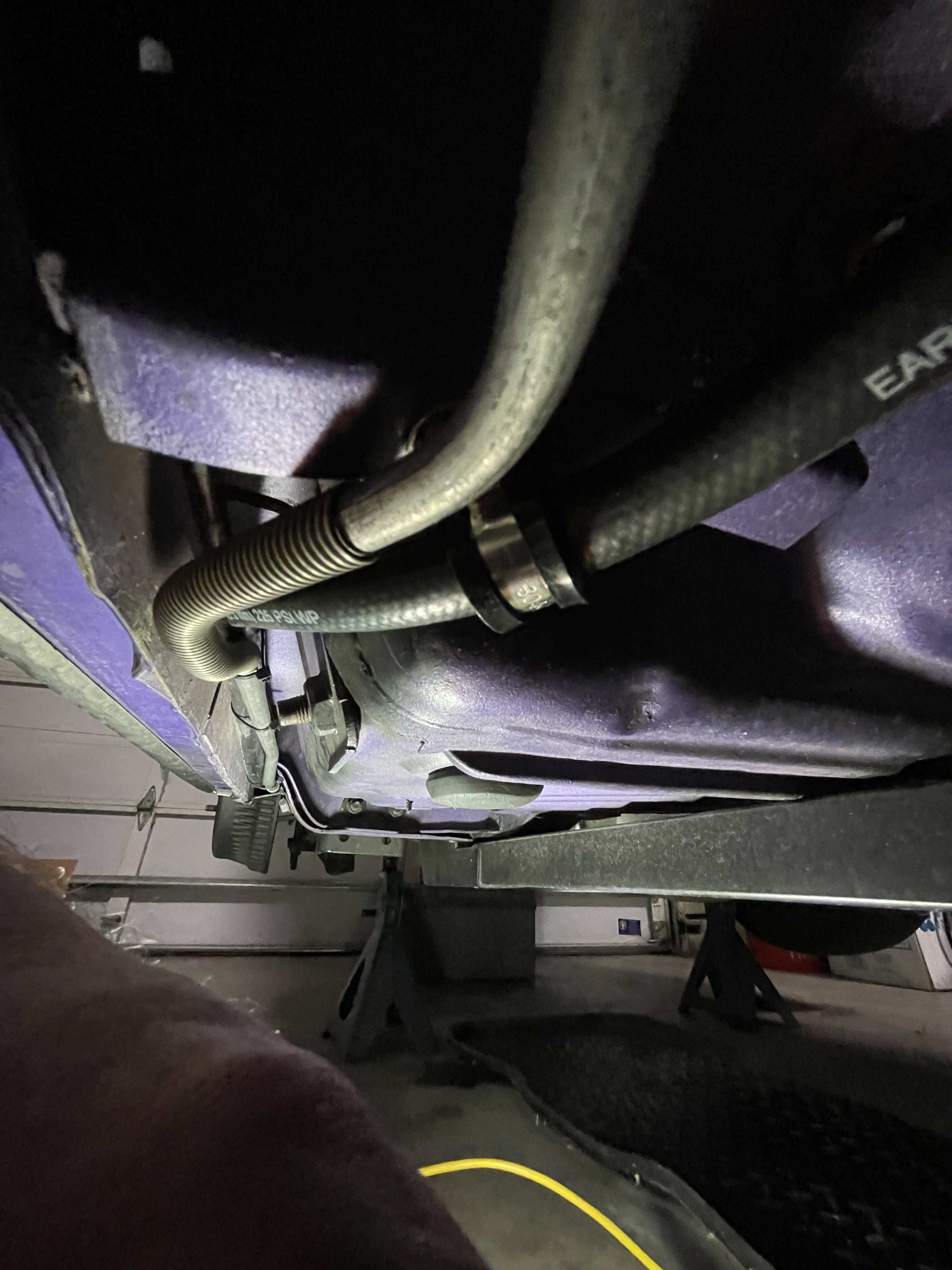 Fuel Line Routing (4).JPG