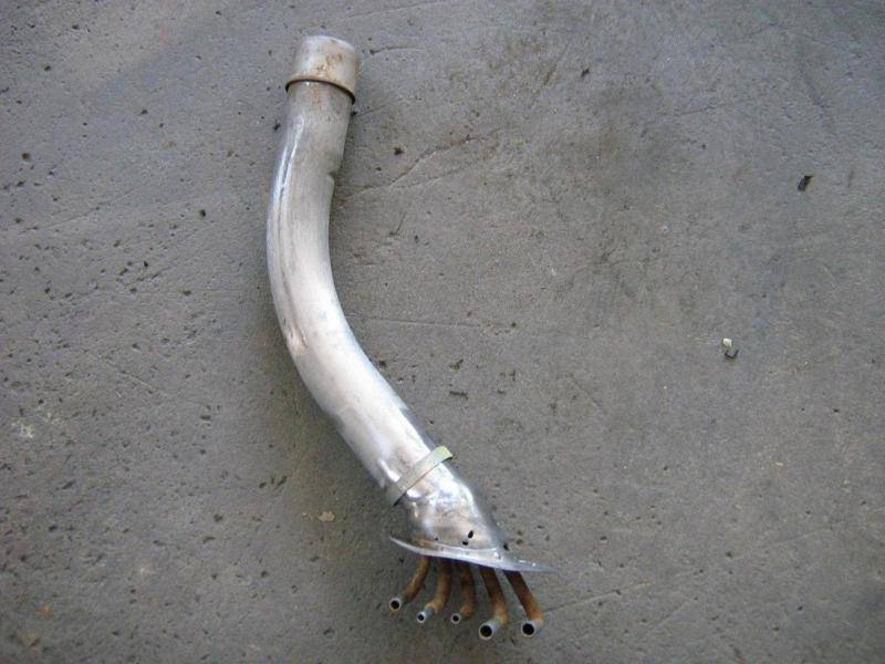 Gas vent (trunk) 001.jpg