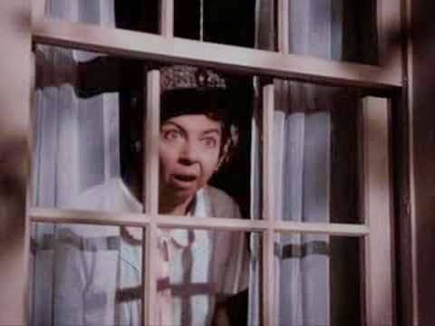 Gladys-Kravitz.jpg