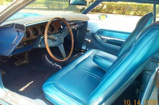 H4B5 Split-Back Bench Seats 70_Barracuda.jpg
