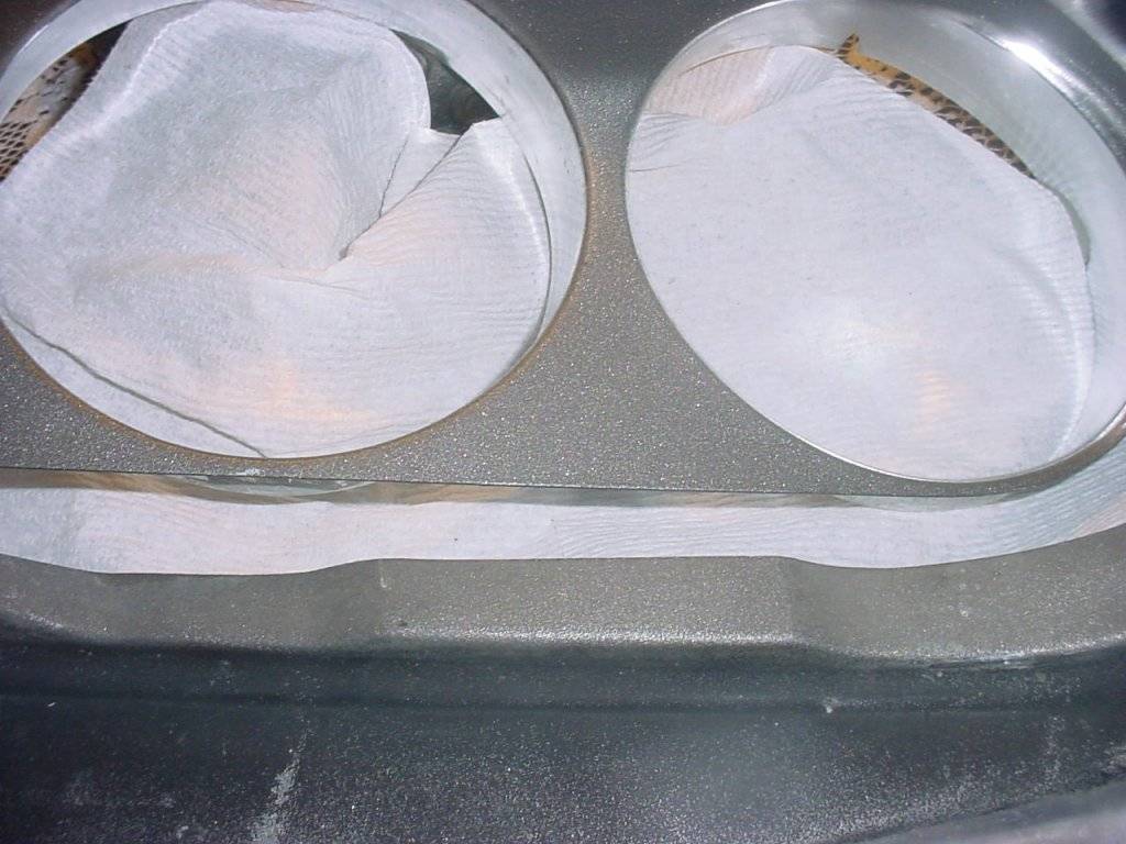 HL bezel NOS vs Original closeup 2.JPG