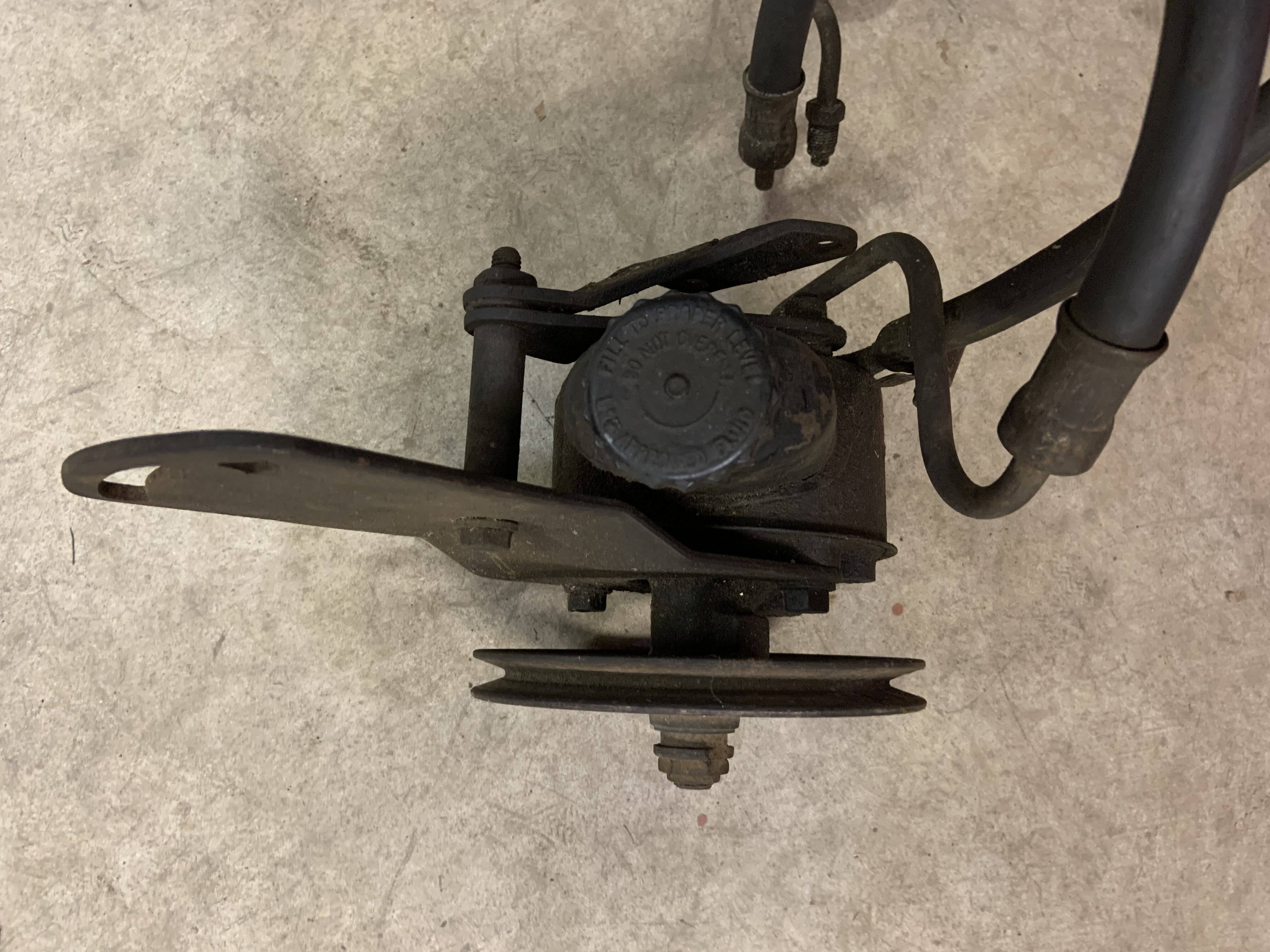 FOR SALE Small block Saginaw power steering pump assembly For E