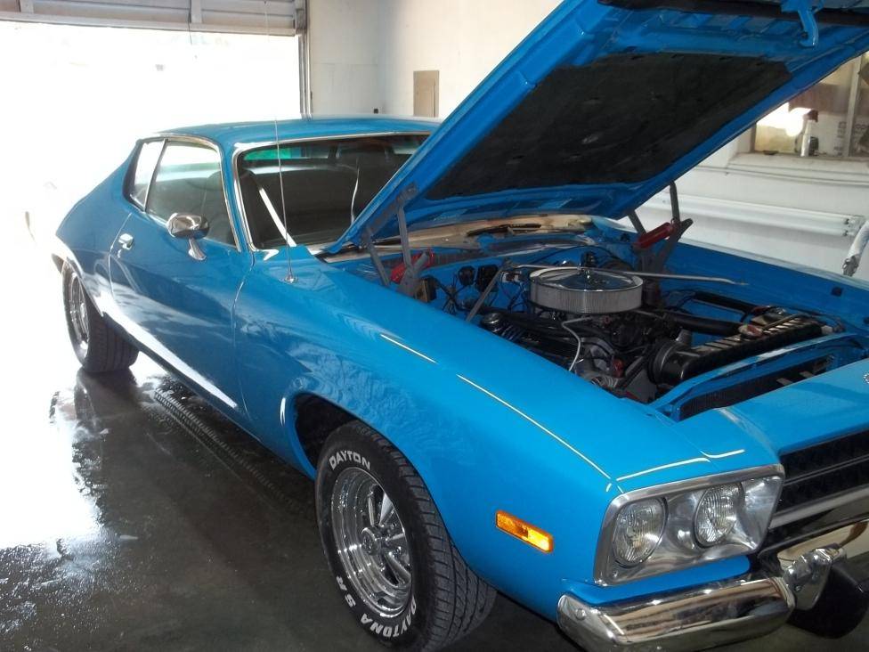 kevins '73 road runner 022.jpg