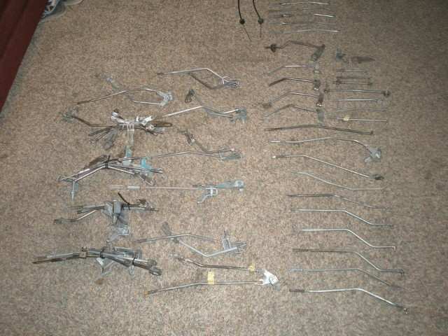 Kickdown Linkages 007 (Small).JPG