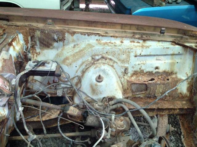 l inner fender cuda.jpg