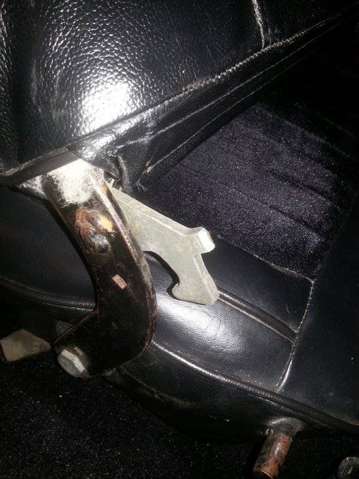 latch.jpg