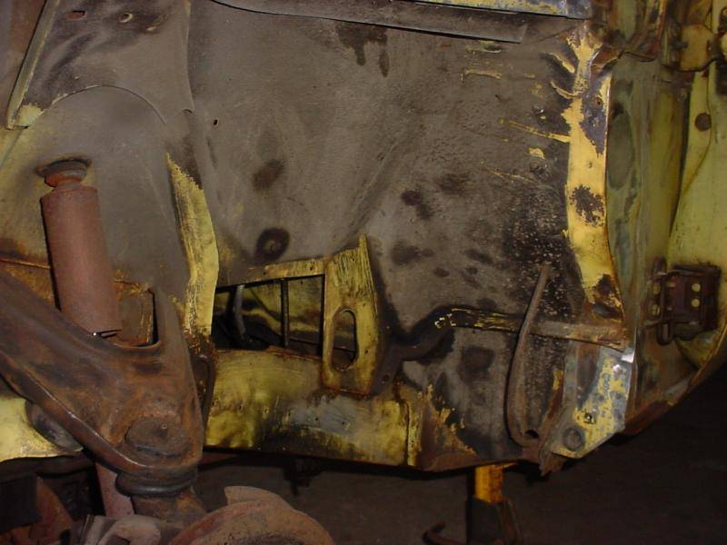 left frame behind disc brake.jpg