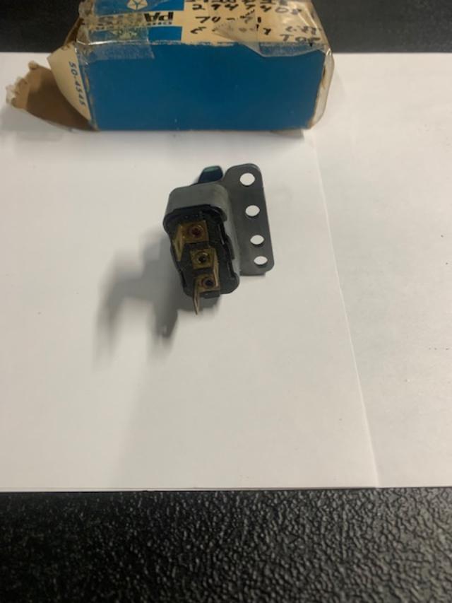 lift top switch nos.....jpg