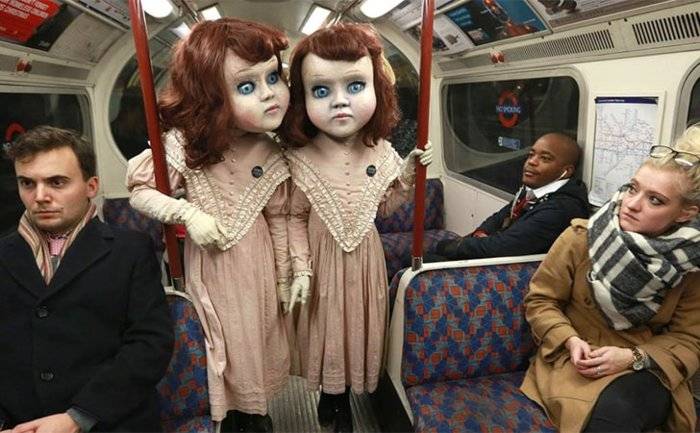 Living-Dolls-min.jpg