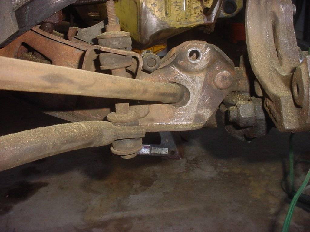 Lower control arm showing comoline line.JPG