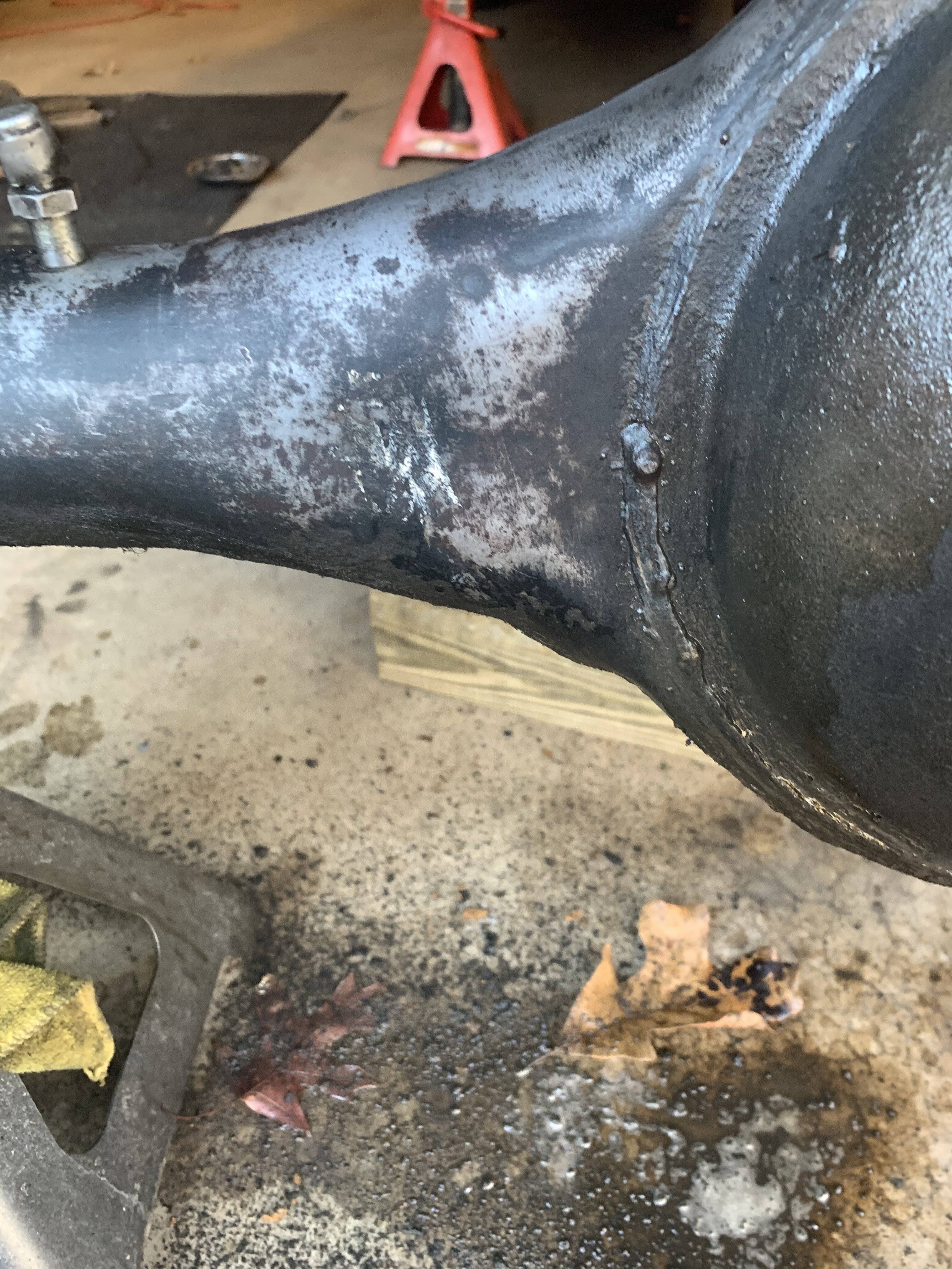 LS AXLE TUBE.jpg