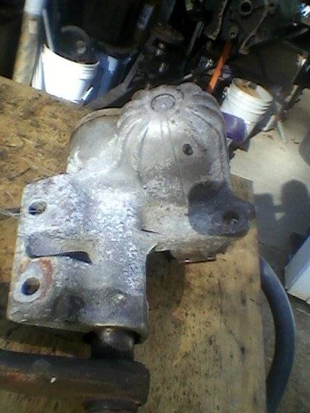 manual-steering-box-4-sale-largeshaft-jpg-jpg-jpg.jpg