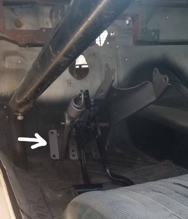 Marked clutch pedalsSM.jpg