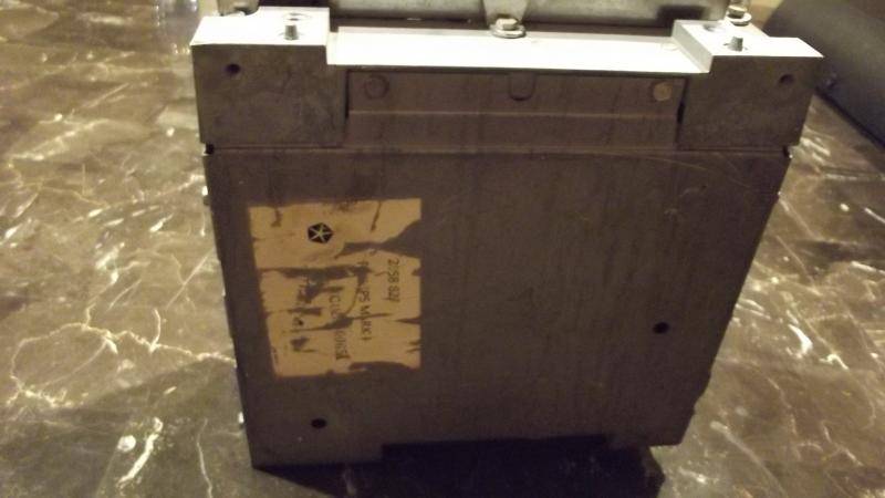 Mopar e-body radio 3.jpg