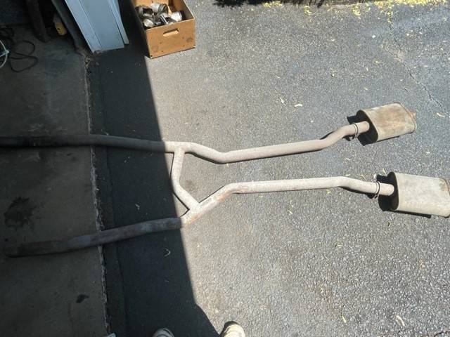 Original head pipes with cross over.jpg