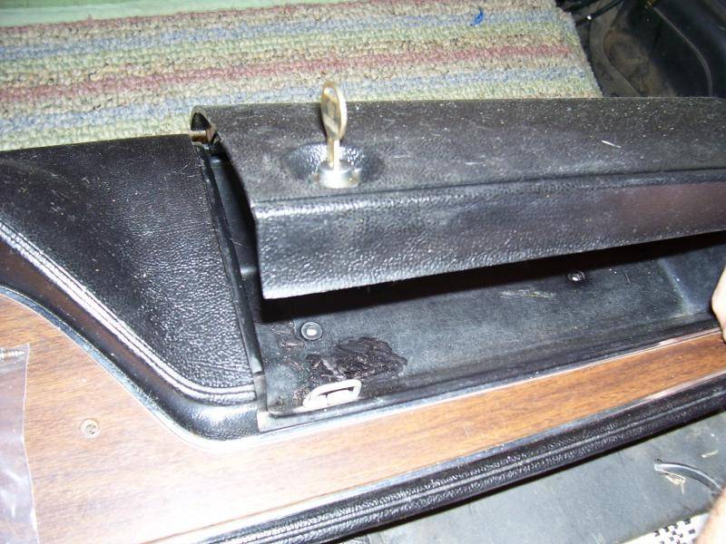 Parts Consol,Pistons,Oil Pan 06-17-2013 010.jpg
