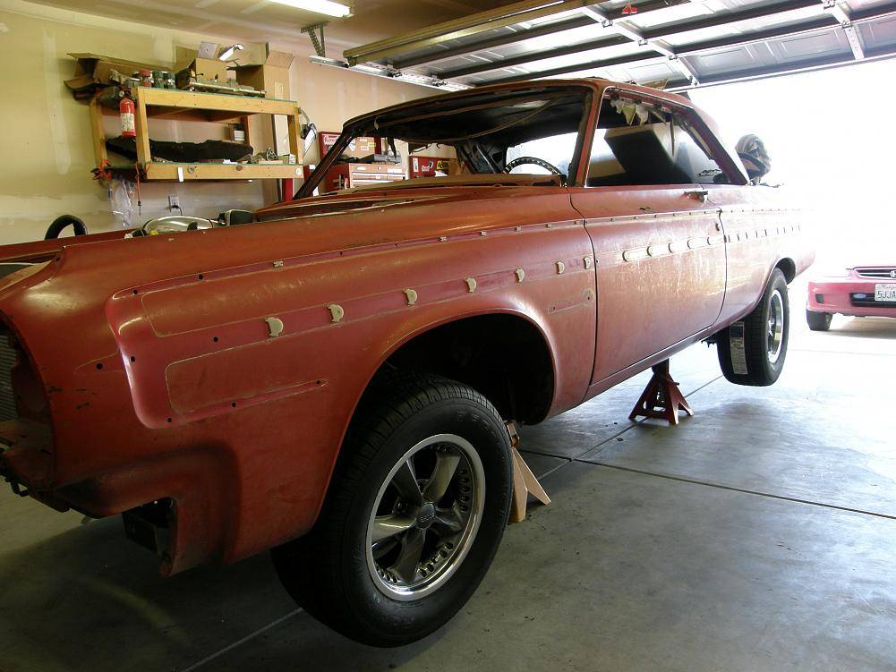 Picture   64 polara 500   5.7 Hemi w 5spd. automatic 017.jpg