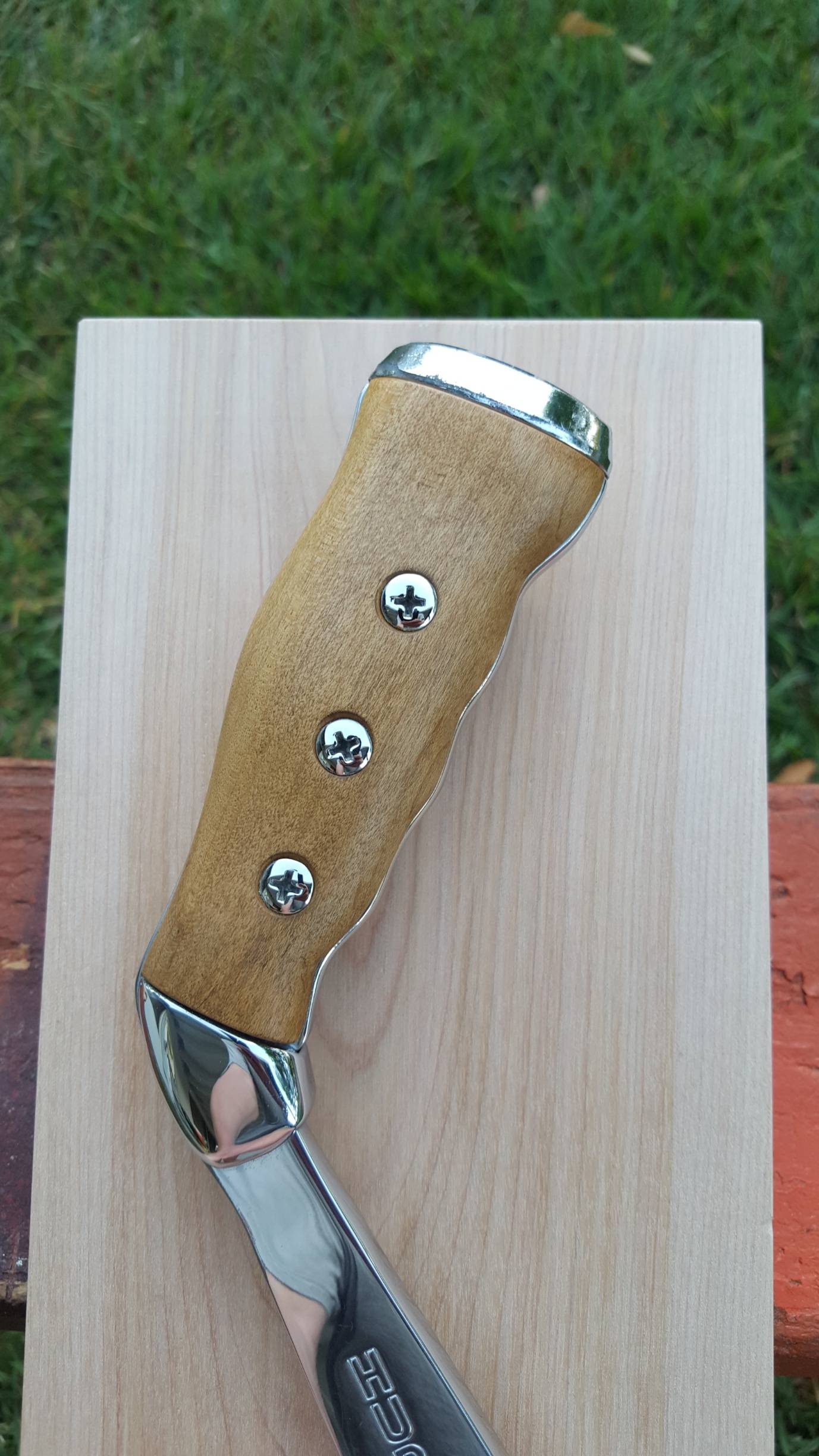 Pistol Grip 3.jpg