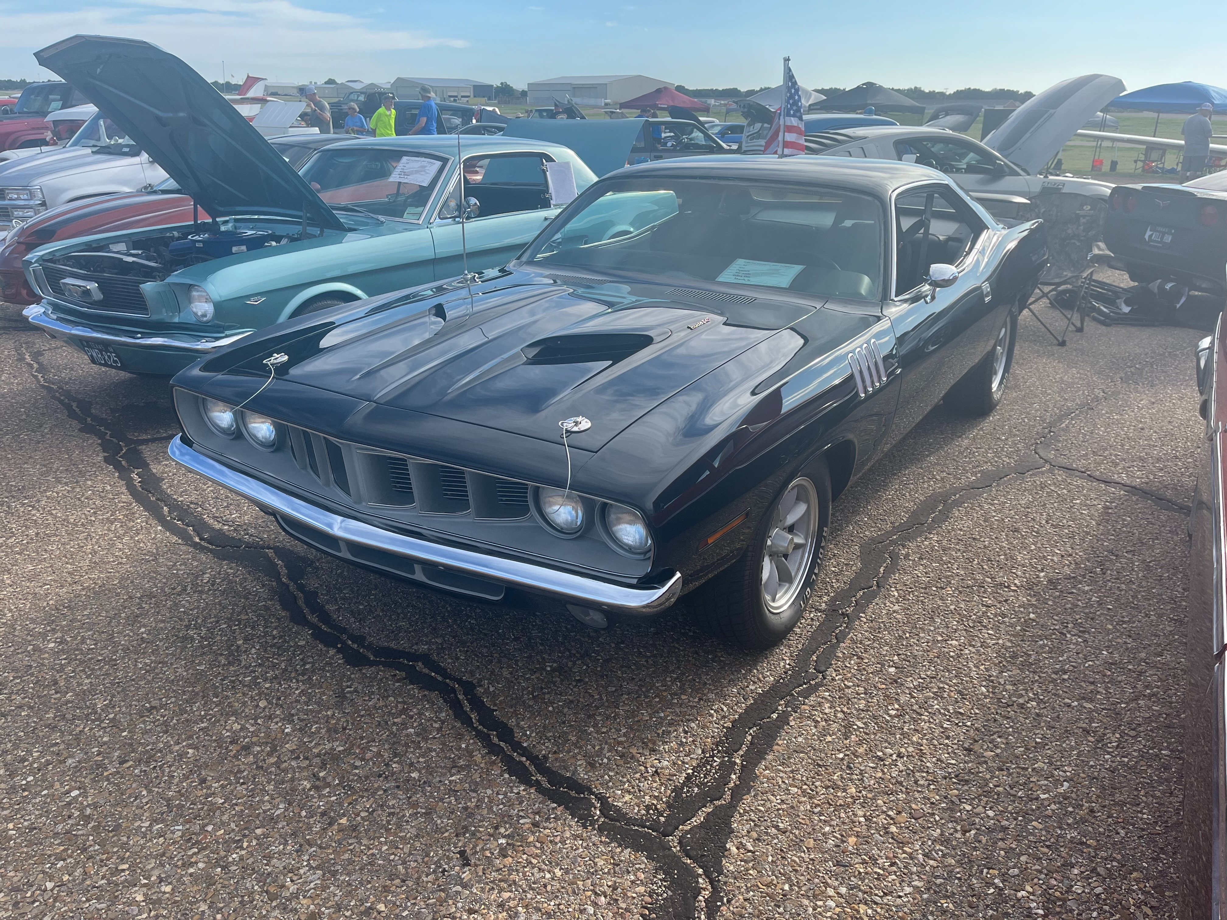 Props and Pistons Car show .jpeg