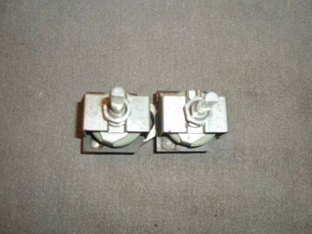 Pumps Switches Bezels Misc 024 (Small).JPG