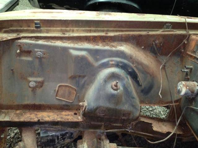 r inner fender cuda.jpg
