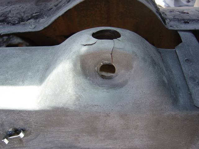 R shock mount.JPG