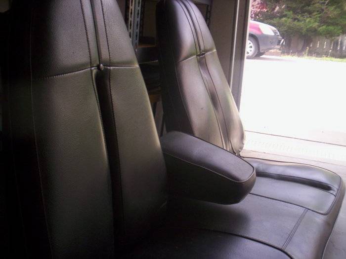 rare bench seat 004.JPG