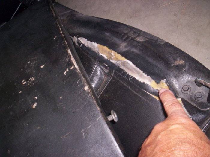 rare bench seat 006.JPG