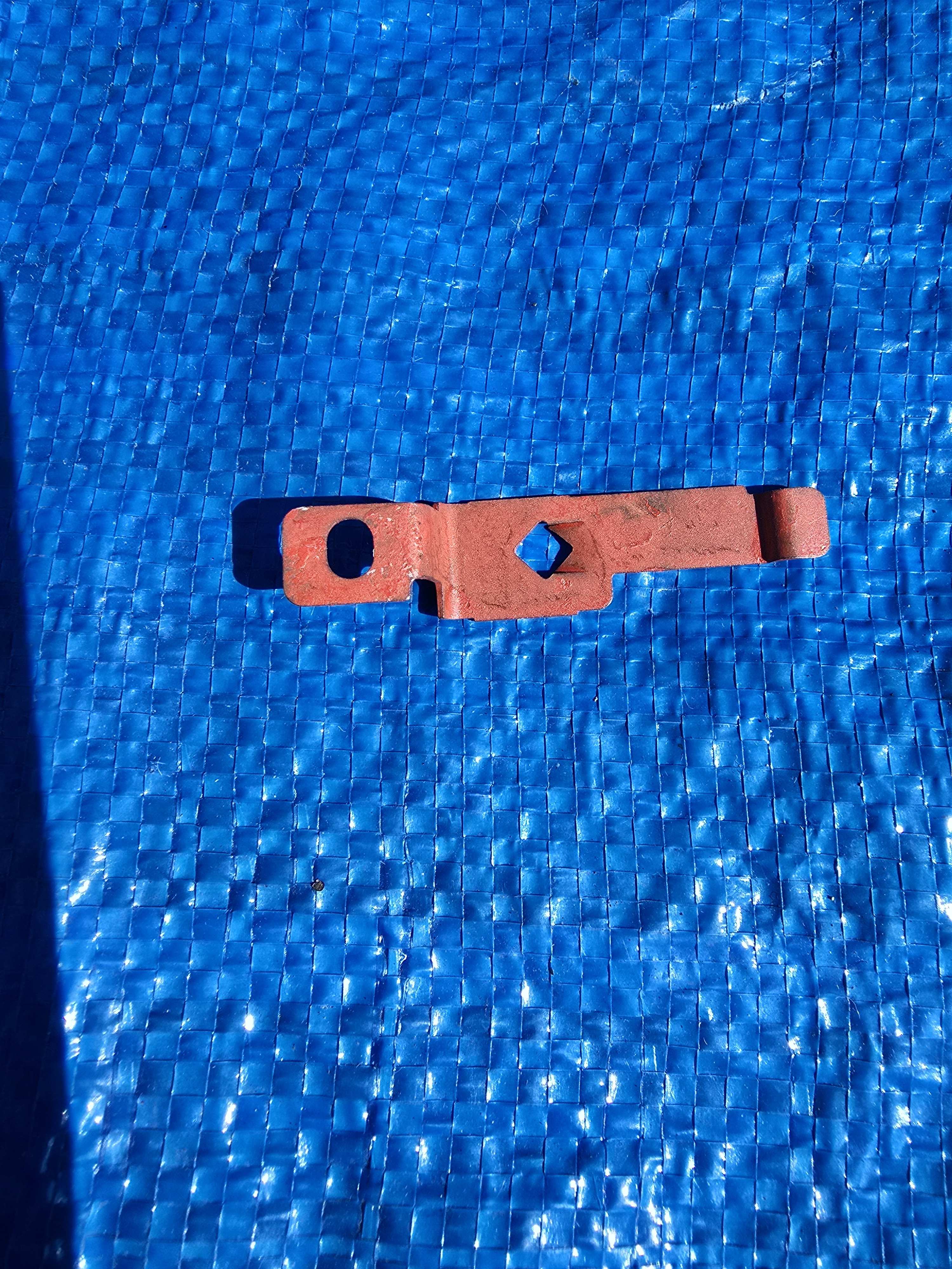 rear glass clip.jpg