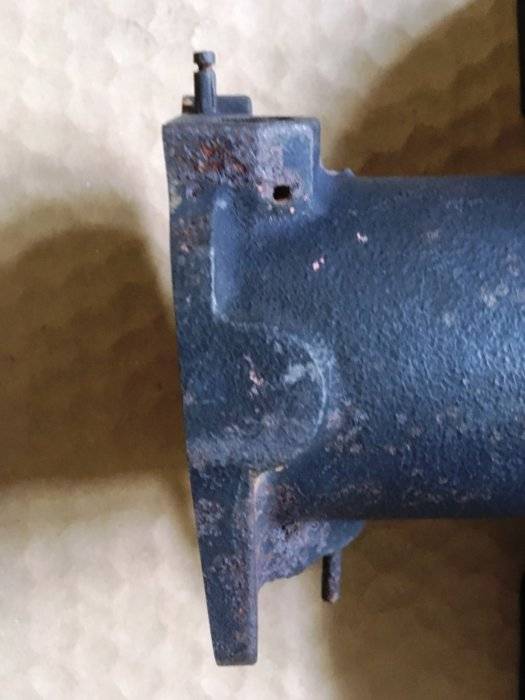 Right Manifold.jpg