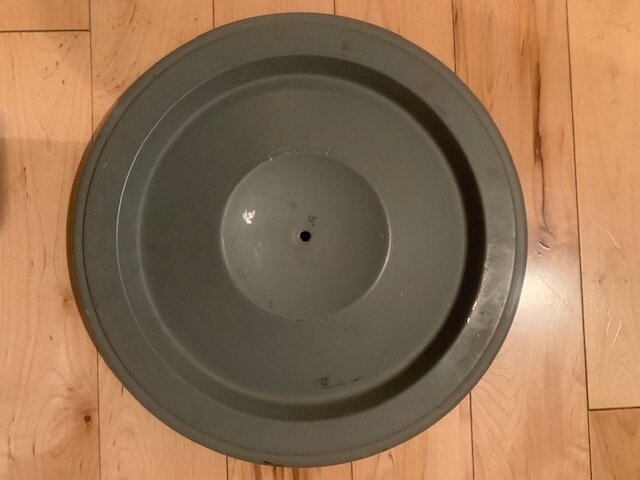 round air cleaner lid.jpg