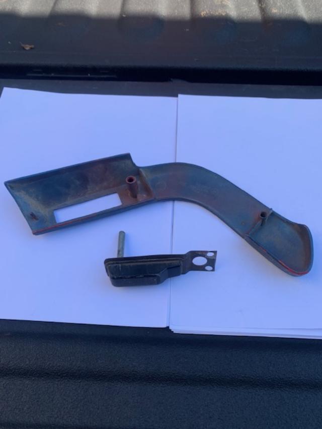 seat hinge...jpg