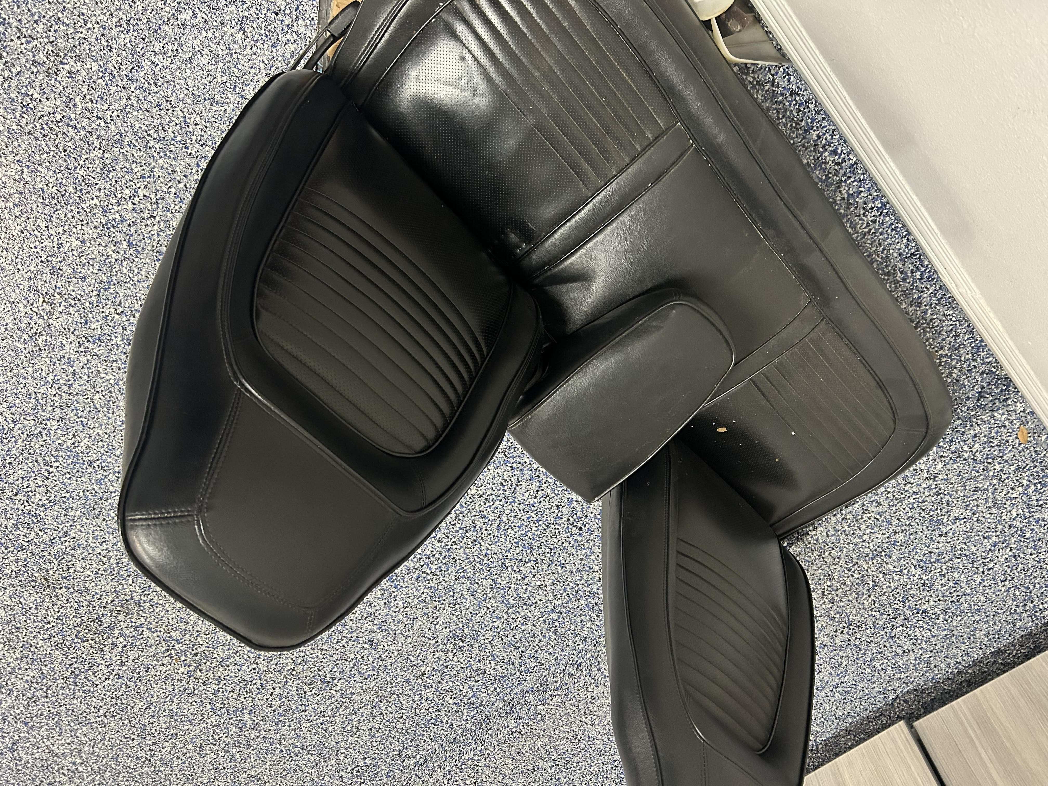 Seats.jpg