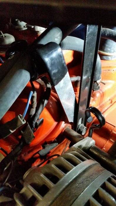 Shaker Bracket Pass. Side (Medium).jpg