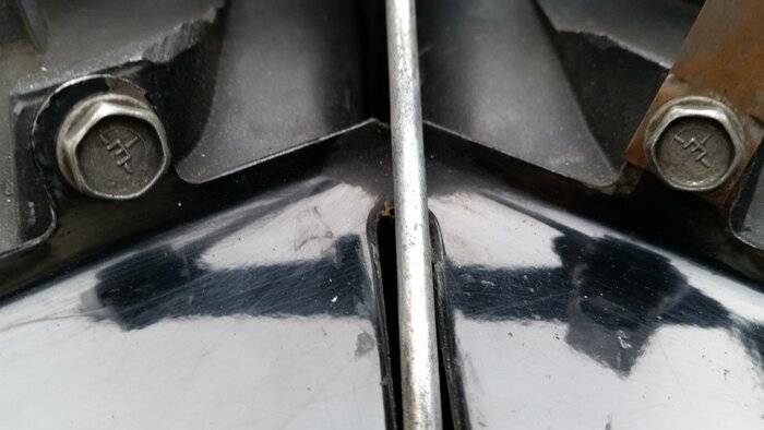 Shaker Grille Bolts.jpg