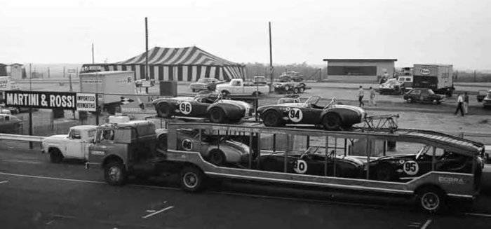 shelby cobras.jpg