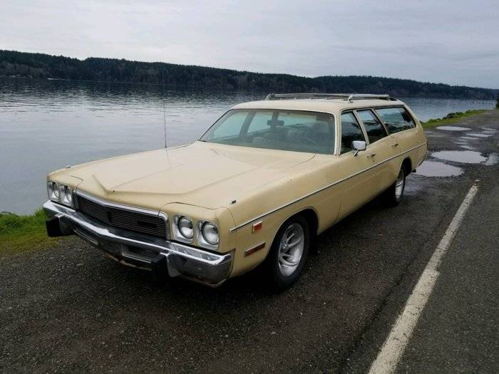 Sport Fury Wagon.jpg
